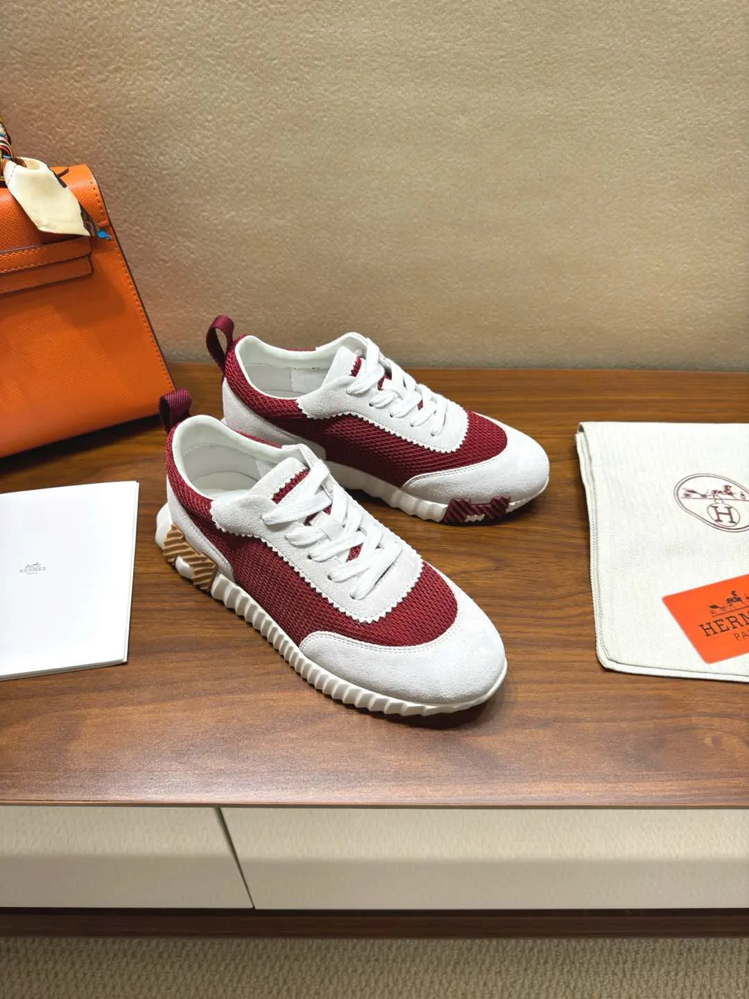 💕💕Factory direct selling price p640💕💕 Men ➕20💰Hermes 🐎24 new sports shoes 🆕 H family 2024giga new sports shoes **3cm, a real artifact, original molded outsole, very stylish and light, perfect foot feel💯 size: 34-46 (customized at 34.45.46)